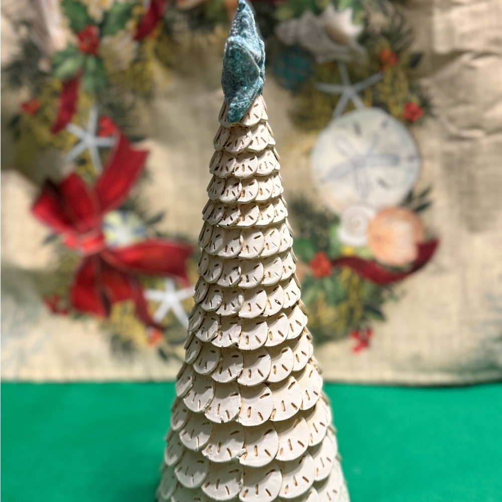 Coastal Sand Dollar Holiday Tree with Star Topper - Picture 4 of 7